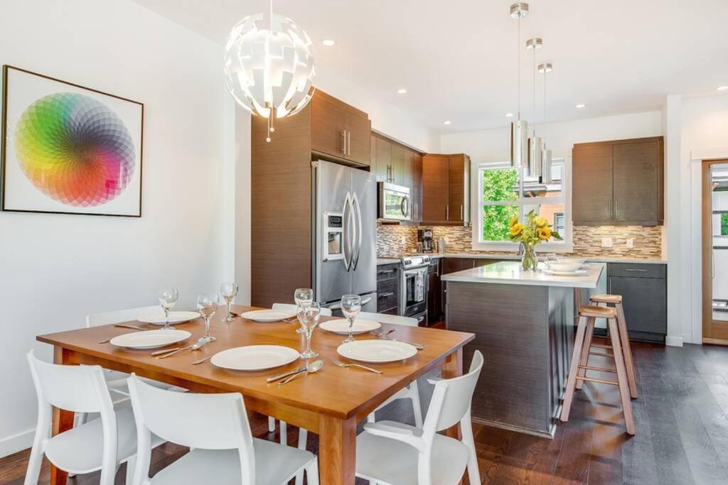 Ferienhaus Cedar Hill Sunlit - Bright Spacious & Modern *